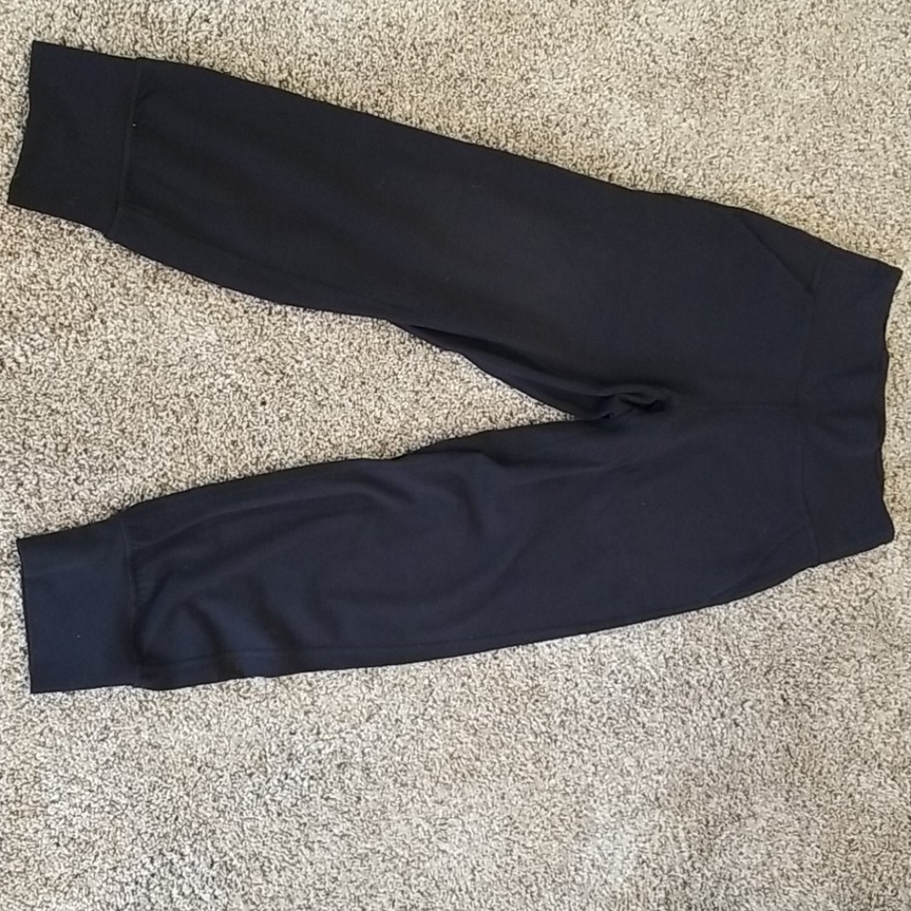 Lululemon Capri joggers